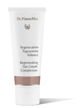 Регенерирующий дневной тональный крем Dr.Hauschka